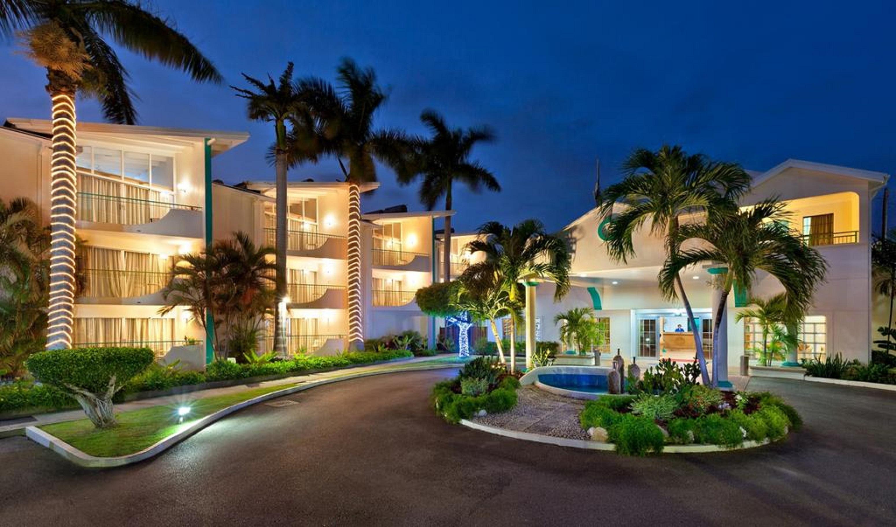 Blue Horizon Hotel Rockley Ngoại thất bức ảnh