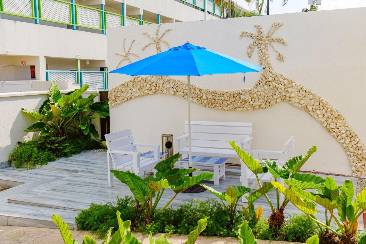 Blue Horizon Hotel Rockley Ngoại thất bức ảnh
