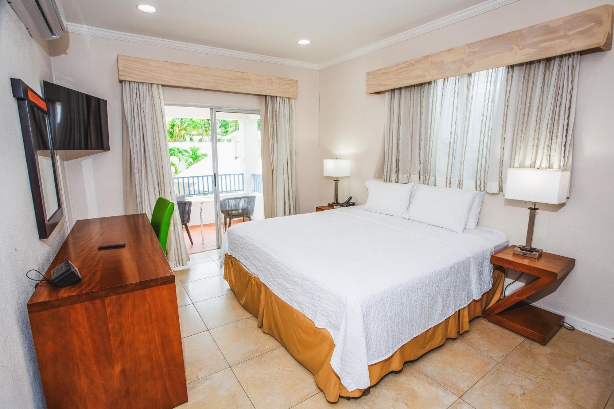 Blue Horizon Hotel Rockley Ngoại thất bức ảnh