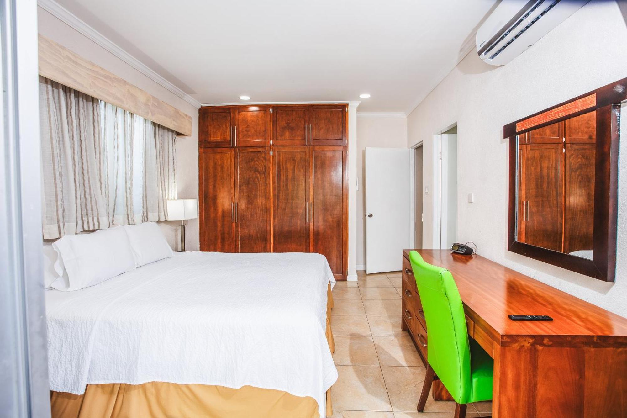 Blue Horizon Hotel Rockley Ngoại thất bức ảnh