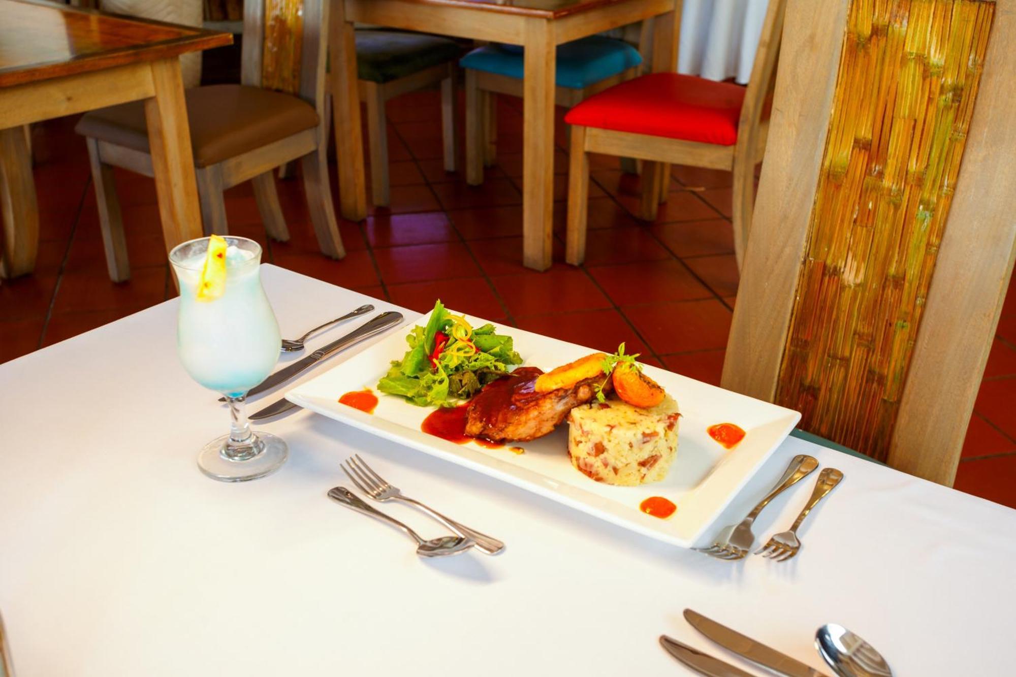 Blue Horizon Hotel Rockley Ngoại thất bức ảnh