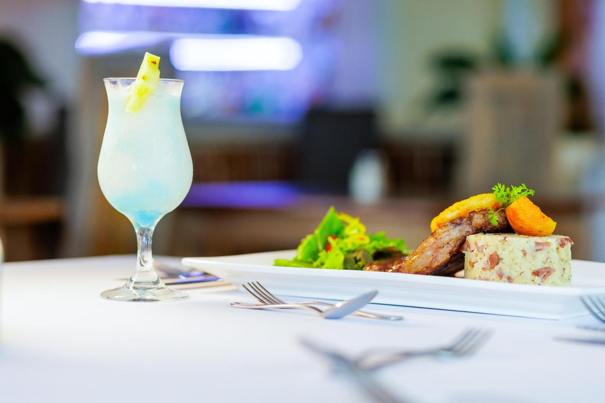 Blue Horizon Hotel Rockley Ngoại thất bức ảnh