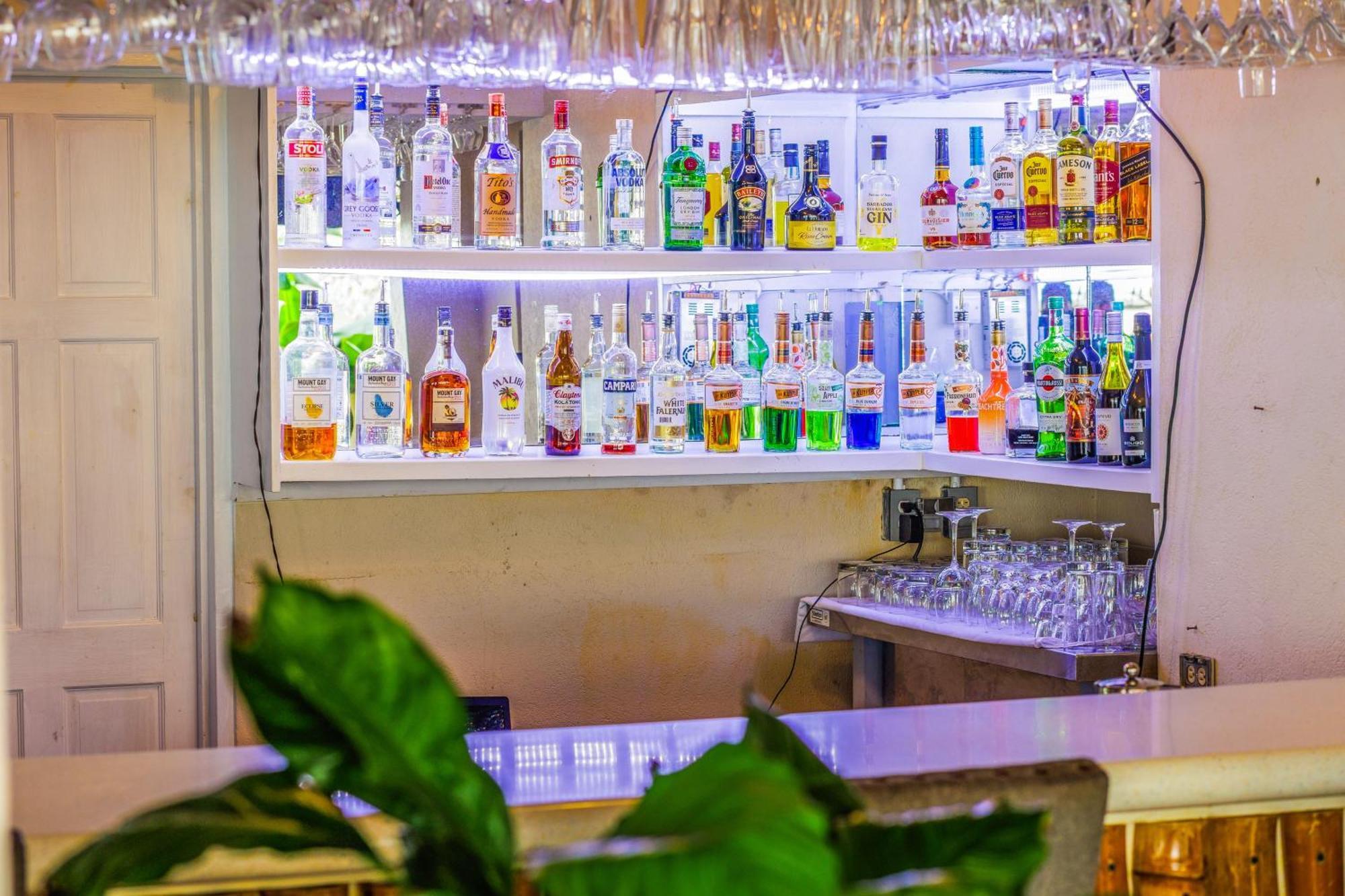 Blue Horizon Hotel Rockley Ngoại thất bức ảnh